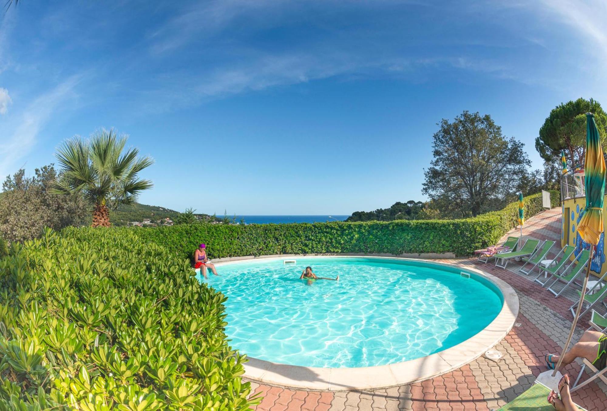 Hotel Villino Garden & Pool Marina dʼMarina dʼAndora Exteriér fotografie